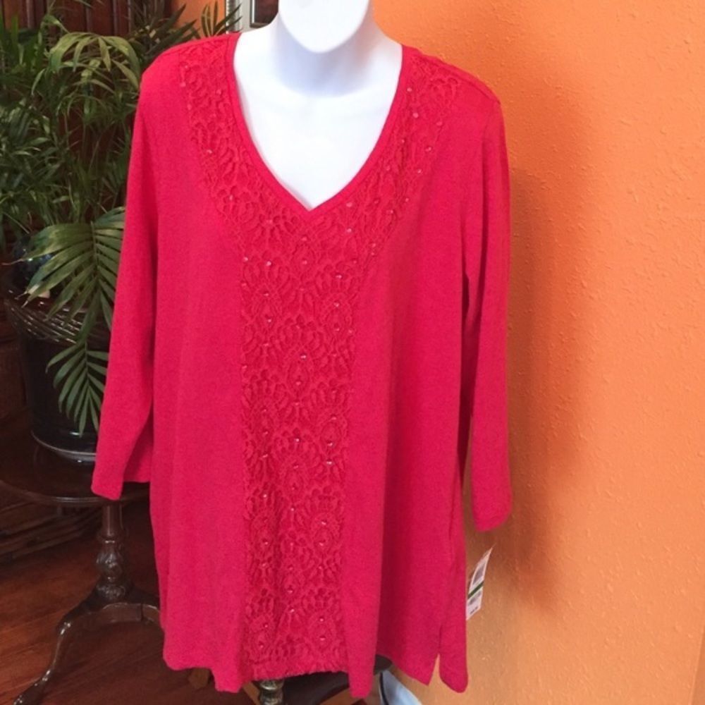 Adorable red tunic